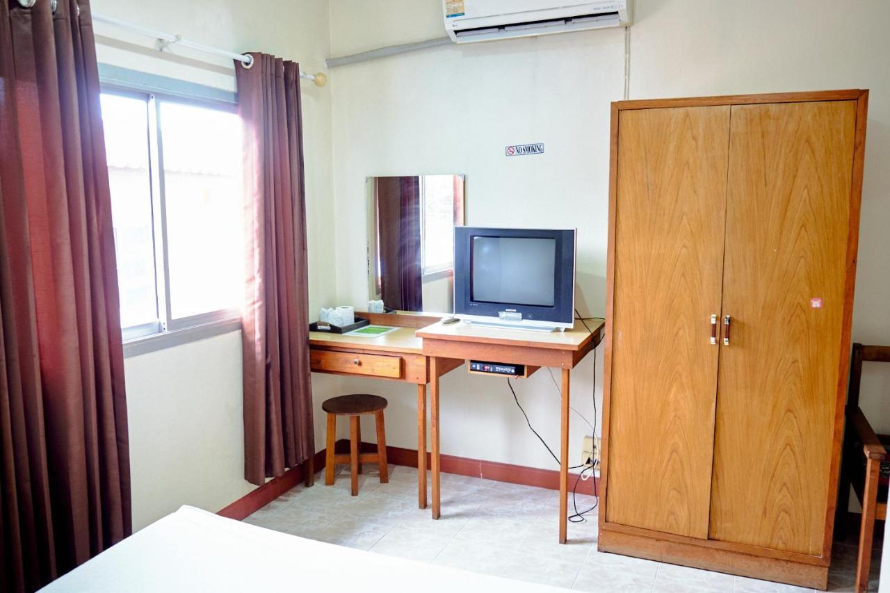 Toon Guesthouse Сукотаи Экстерьер фото