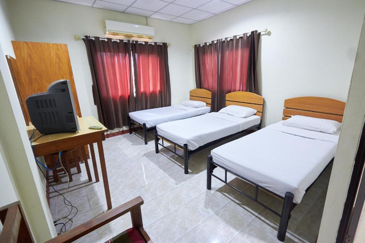 Toon Guesthouse Сукотаи Экстерьер фото