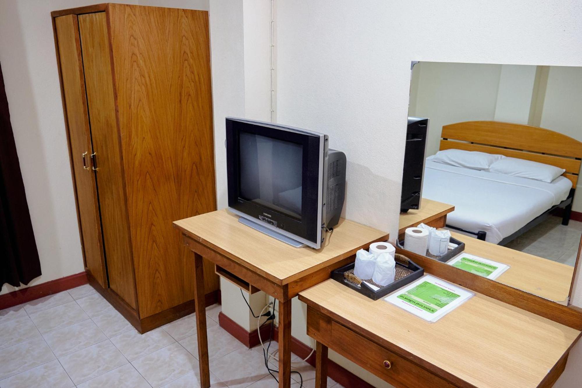 Toon Guesthouse Сукотаи Экстерьер фото